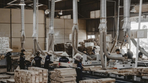 <a href="/kinh-doanh" title="Kinh doanh" rel="dofollow">Kinh doanh</a>