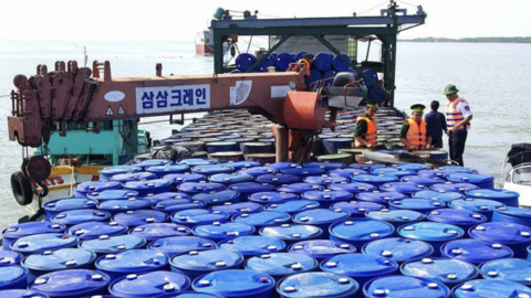 <a href="/kinh-doanh" title="Kinh doanh" rel="dofollow">Kinh doanh</a>