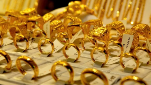 <a href="/kinh-doanh" title="Kinh doanh" rel="dofollow">Kinh doanh</a>