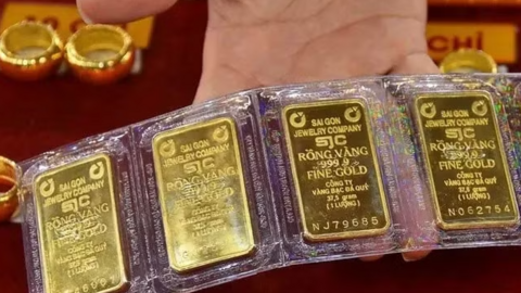 <a href="/kinh-doanh" title="Kinh doanh" rel="dofollow">Kinh doanh</a>