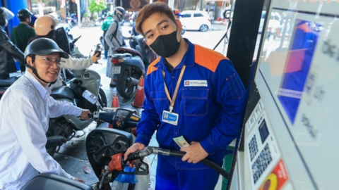 <a href="/kinh-doanh" title="Kinh doanh" rel="dofollow">Kinh doanh</a>