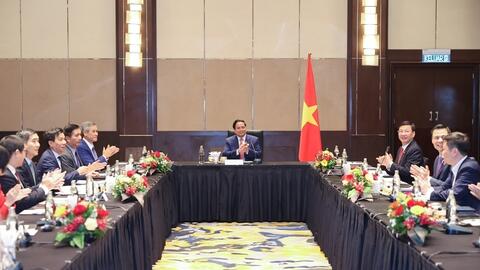 Thủ tướng Phạm Minh Chính làm việc với các Đại sứ Việt Nam tại khu vực ASEAN