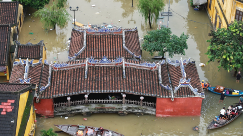 Bảo vệ di sản trước biến đổi khí hậu: Bài học từ Phố cổ Hội An và TP. Huế