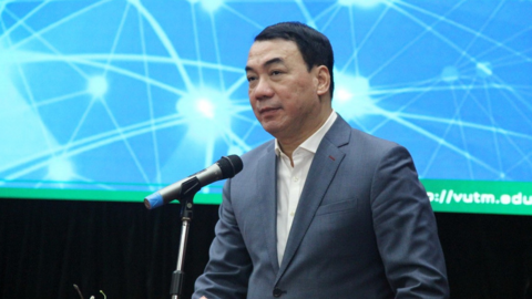 Nếu không thích ứng chuyển đổi số, giảng viên sẽ bị bỏ lại