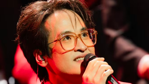 Hà Anh Tuấn tái xuất Đà Lạt với phiên bản đặc biệt của “Sketch A Rose”