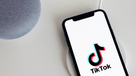 TikTok gửi cảnh báo lừa đảo trực tuyến trong ứng dụng