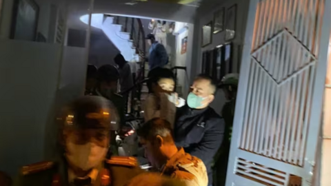 Hướng dẫn, cứu 7 người thoát nạn trong vụ cháy ở phường Vĩnh Hưng