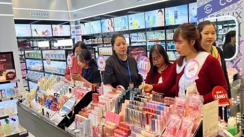 Black Friday: “Bão” sale vẫn không hút khách