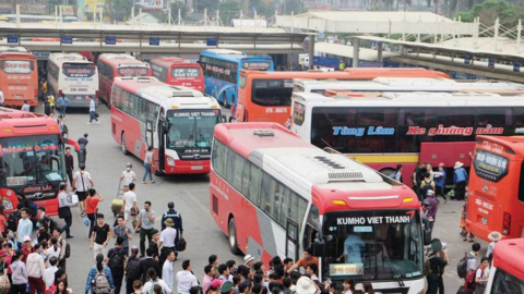 Hà Nội tăng cường xe khách phục vụ người dân dịp Tết Dương lịch 2026