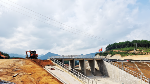 Điểm tựa vững chắc để nền kinh tế bước vào chu kỳ tăng trưởng cao