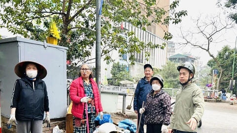 Phường Kim Liên, Hà Nội đồng loạt tổng vệ sinh môi trường chào Xuân