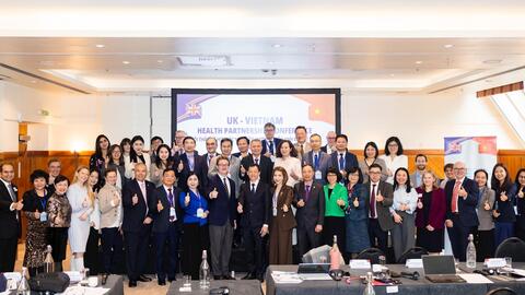 Tăng cường đối thoại, chia sẻ kinh nghiệm và hợp tác y tế Việt Nam – Vương quốc Anh