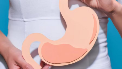 3 thói quen buổi sáng âm thầm ‘hành hạ’ dạ dày của bạn