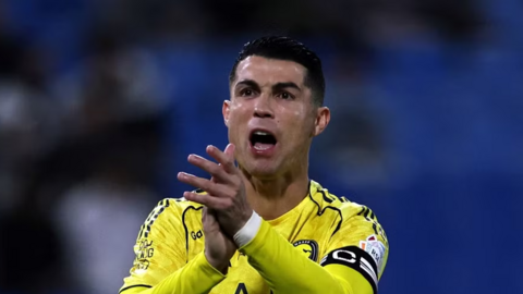 Ronaldo được trả 6 bàn thắng, Ả Rập Xê-út điều tra ‘trọng tài thiên vị Al Nassr’