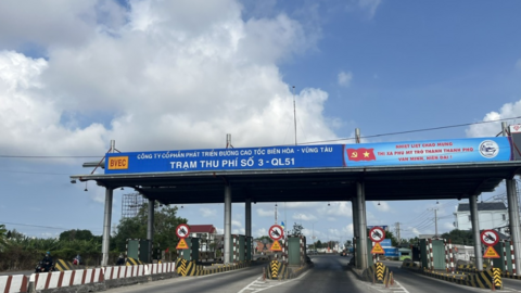 Chuẩn bị tháo dỡ trạm thu phí T1 và T2 trên Quốc lộ 51