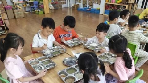 Quảng Ninh kiểm soát chặt chẽ thực phẩm học đường