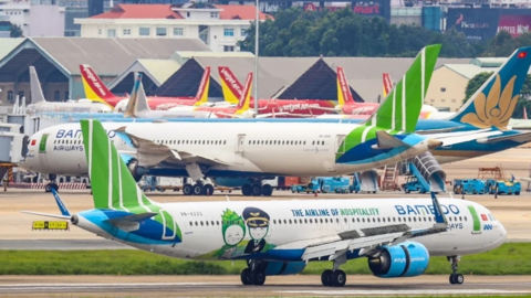 Hàng không Việt Nam phấn đấu tăng trưởng '2 con số'