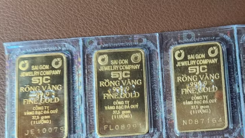 Giá vàng sáng nay 28/5/2026: Lao dốc gần 2 triệu đồng/lượng