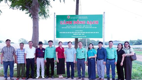 Nông dân Thủ đô sản xuất nông nghiệp sạch, bảo vệ môi trường vì sức khỏe cộng đồng