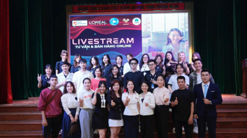 Lưu Bích Phượng đồng hành cùng L'Oréal Vietnam: Kiến tạo bệ phóng khởi nghiệp livestream Tiktok cho sinh viên Phú Thọ