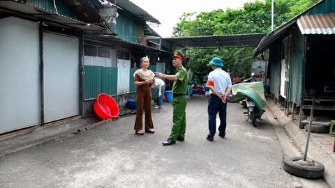 Xã Hoài Đức: Giải tỏa vi phạm hành lang giao thông trên các tuyến đường huyết mạch