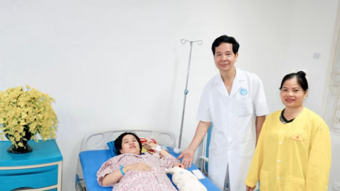 Phương pháp mới bóc u xơ tử cung kết hợp mổ lấy thai