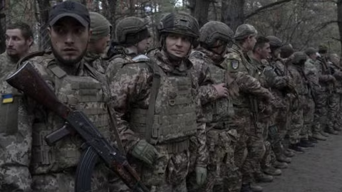 EU chuẩn bị siết quy định với một nhóm người Ukraine