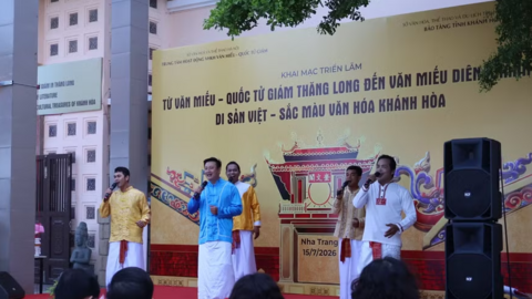Tái hiện truyền thống tôn sư trọng đạo từ Văn Miếu Thăng Long đến Văn Miếu Diên Khánh