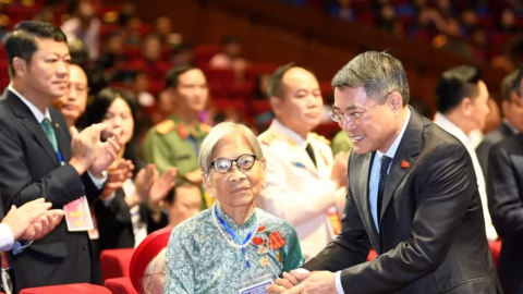 Thủ tướng: Khắc ghi sự hy sinh của các thế hệ đi trước, chăm lo tốt hơn người có công với cách mạng