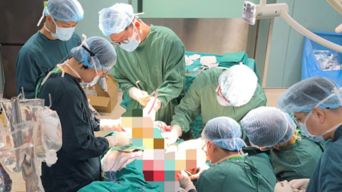Dùng công nghệ 3D 'lập trình' ca mổ, tái tạo gương mặt cụ ông 76 tuổi sau ung thư xâm lấn