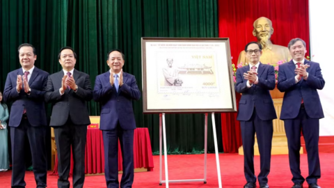 Phát hành bộ tem đặc biệt kỷ niệm 300 năm Ngày sinh Danh nhân văn hóa Lê Quý Đôn