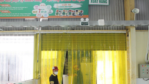 Bắc Ninh tăng cường kiểm soát an toàn thực phẩm tại bếp ăn tập thể trong các khu, cụm công nghiệp