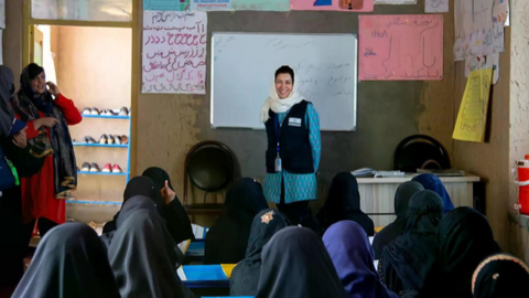 UNESCO: Khoảng 2,4 triệu trẻ em gái Afghanistan bị tước quyền đến trường