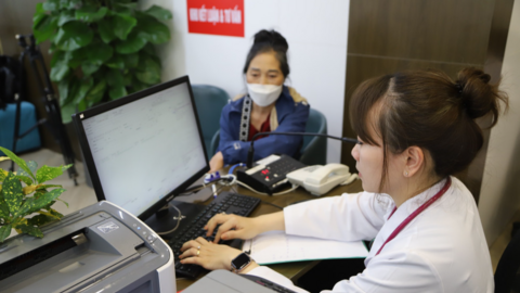 Bác sĩ lý giải nghịch lý ngộ độc thuốc diệt chuột 'hết triệu chứng vẫn chưa khỏi'