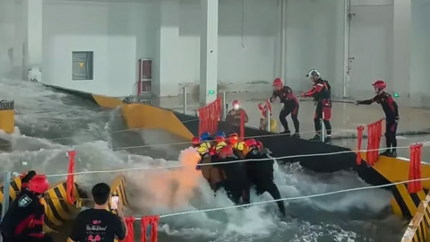Giới trẻ Trung Quốc chi tiền trải nghiệm thảm họa mô phỏng, rèn luyện kỹ năng sinh tồn