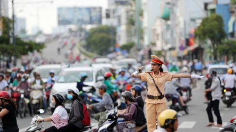 Cao điểm bảo đảm an toàn giao thông dịp 2/9 và tháng học sinh đến trường