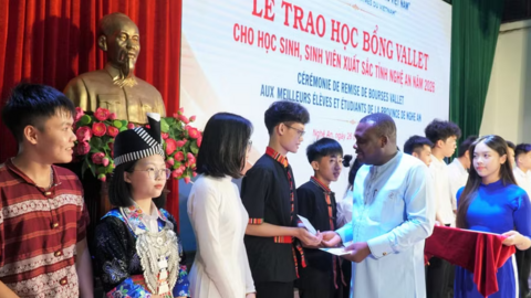 116 học sinh, sinh viên xuất sắc tỉnh Nghệ An nhận học bổng Vallet năm 2026