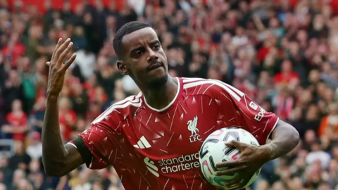 Tân binh 34,5 triệu bảng cứu Liverpool tại Ngoại hạng Anh