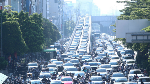 Sáng nay 3/9: Nhiều tuyến đường ở Hà Nội ùn ứ phương tiện