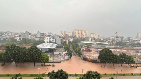 Theo dõi sát mực nước các sông ở Bắc Bộ và Thanh Hóa, sẵn sàng sơ tán dân khỏi vùng ngập sâu, sạt lở