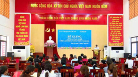 Hỗ trợ học nghề giúp người dân nâng cao thu nhập, ổn định cuộc sống