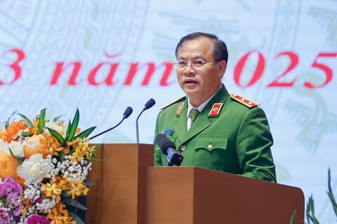 Bộ Công an đề xuất Chính phủ cho phép thí điểm cắt giảm giấy đăng ký kết hôn trong mua bán phương tiện