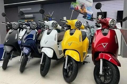 Giá xe điện VinFast 18/3: Giá cao nhất 70,9 triệu kèm pin