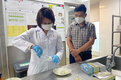 Siết kiểm soát hóa chất “phù phép” thực phẩm