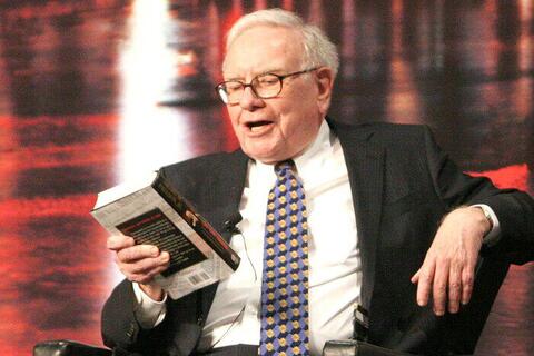 4 tựa sách về đầu tư do huyền thoại Warren Buffett gợi ý