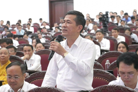 <a href="/giao-duc" title="Giáo dục" rel="dofollow">Giáo dục</a>
