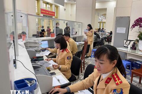 Giải quyết dứt điểm tồn đọng về sát hạch, cấp đổi giấy phép lái xe trước 30-7