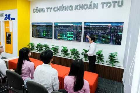 Năng lực số trở thành 'xương sống' của đào tạo đại học