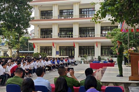 <a href="/giao-duc" title="Giáo dục" rel="dofollow">Giáo dục</a>