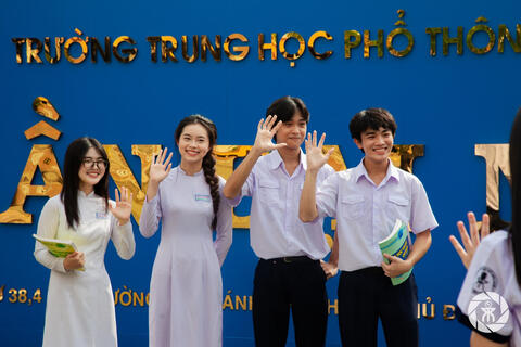 <a href="/giao-duc" title="Giáo dục" rel="dofollow">Giáo dục</a>